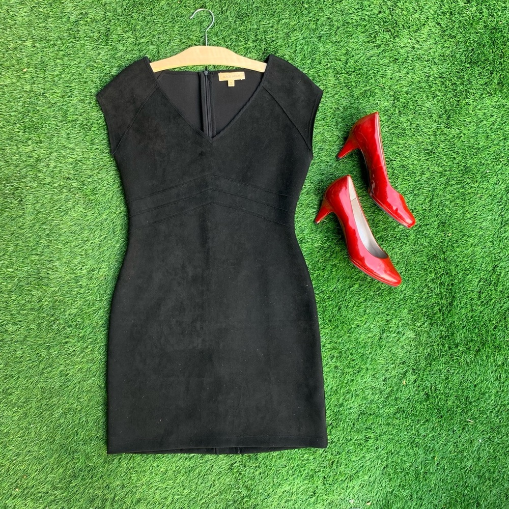 Black Cap Sleeve V-Neck Dress